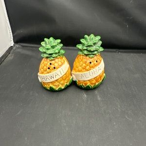 Hawaii Pineapple Salt and Pepper shakers